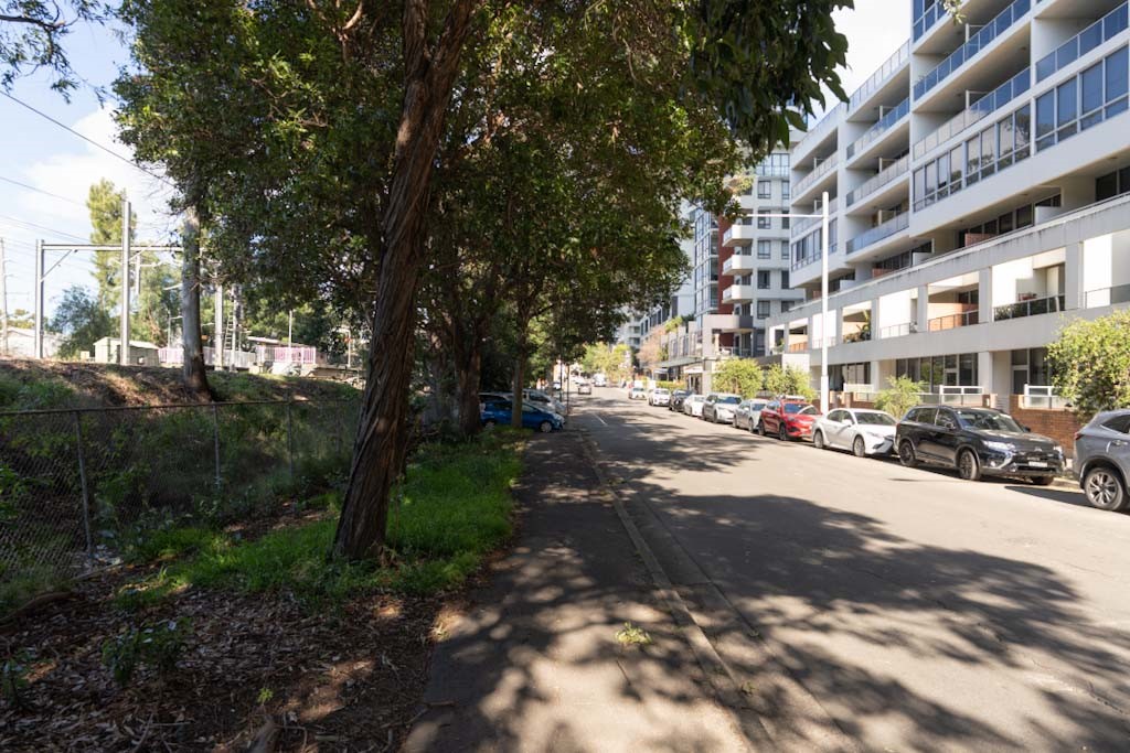 Before: Existing footpath along Walker Street in Rhodes
